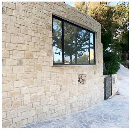 Cosmema Stone House With Amazing Mountain View Lejlighed *