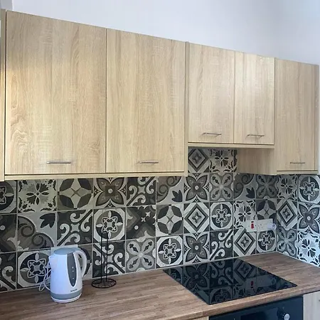 Cosmema Stone House With Amazing Mountain View